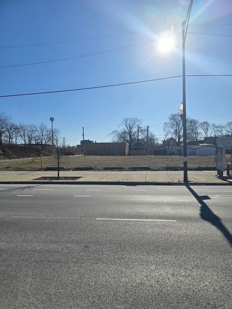 4607 Madison Street, Chicago, IL 60644