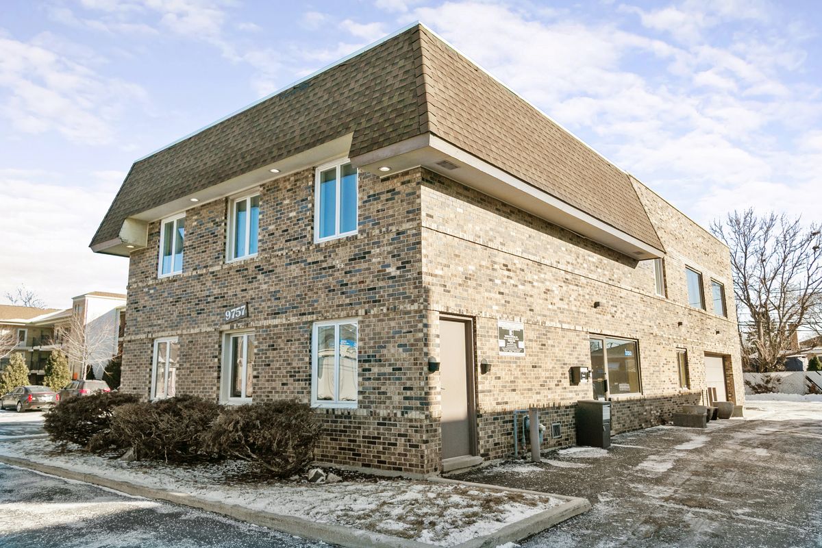 9757 Kedzie Avenue, Evergreen Park, IL 60805