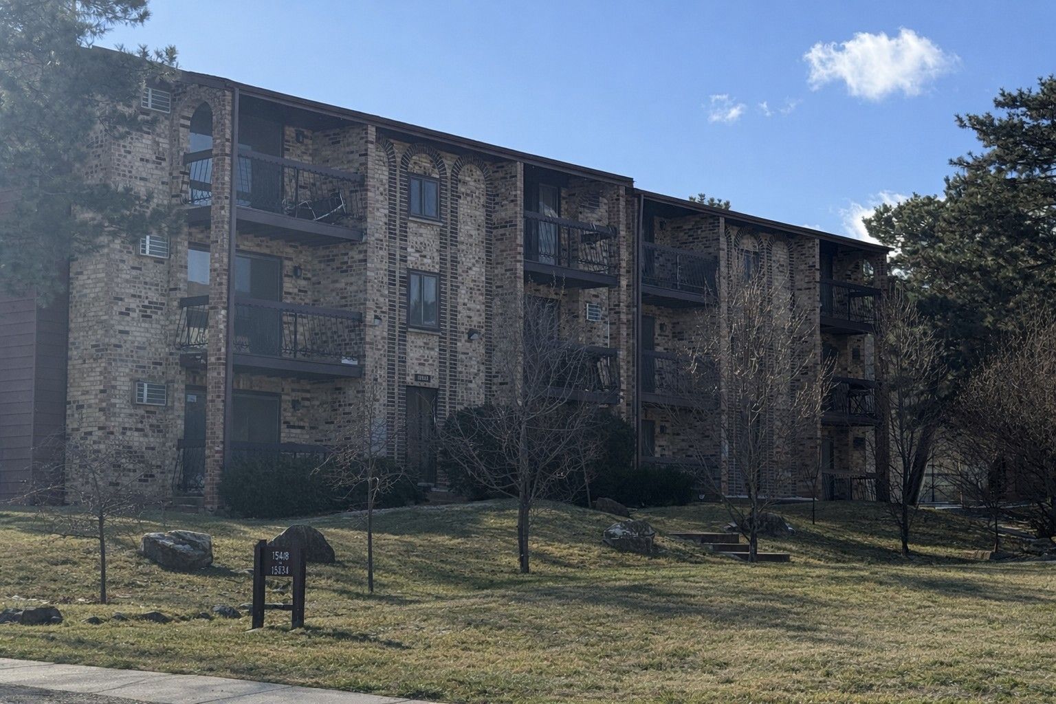 15834 Orlan Brook Drive #3W — Orland Park, IL 60462