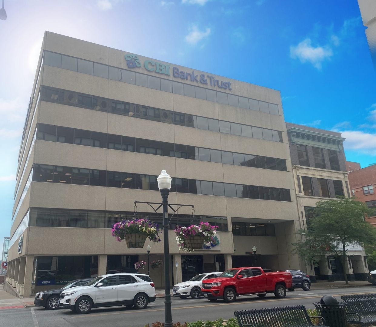 101 W 2ND Street #501 — Davenport, IA 52801