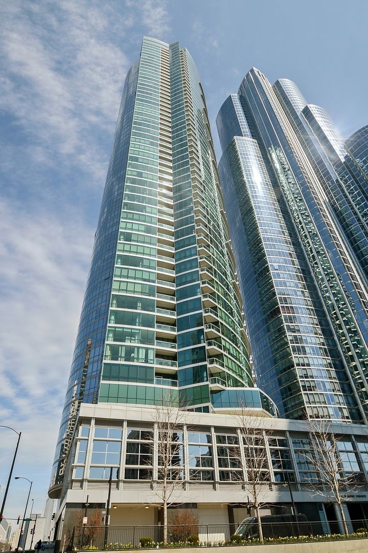 1201 Prairie Avenue, Chicago, IL 60605