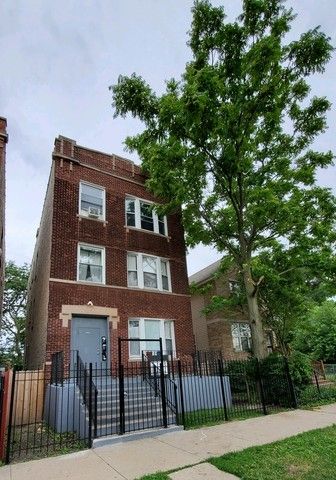 3829 W Maypole Avenue — Chicago, IL 60624