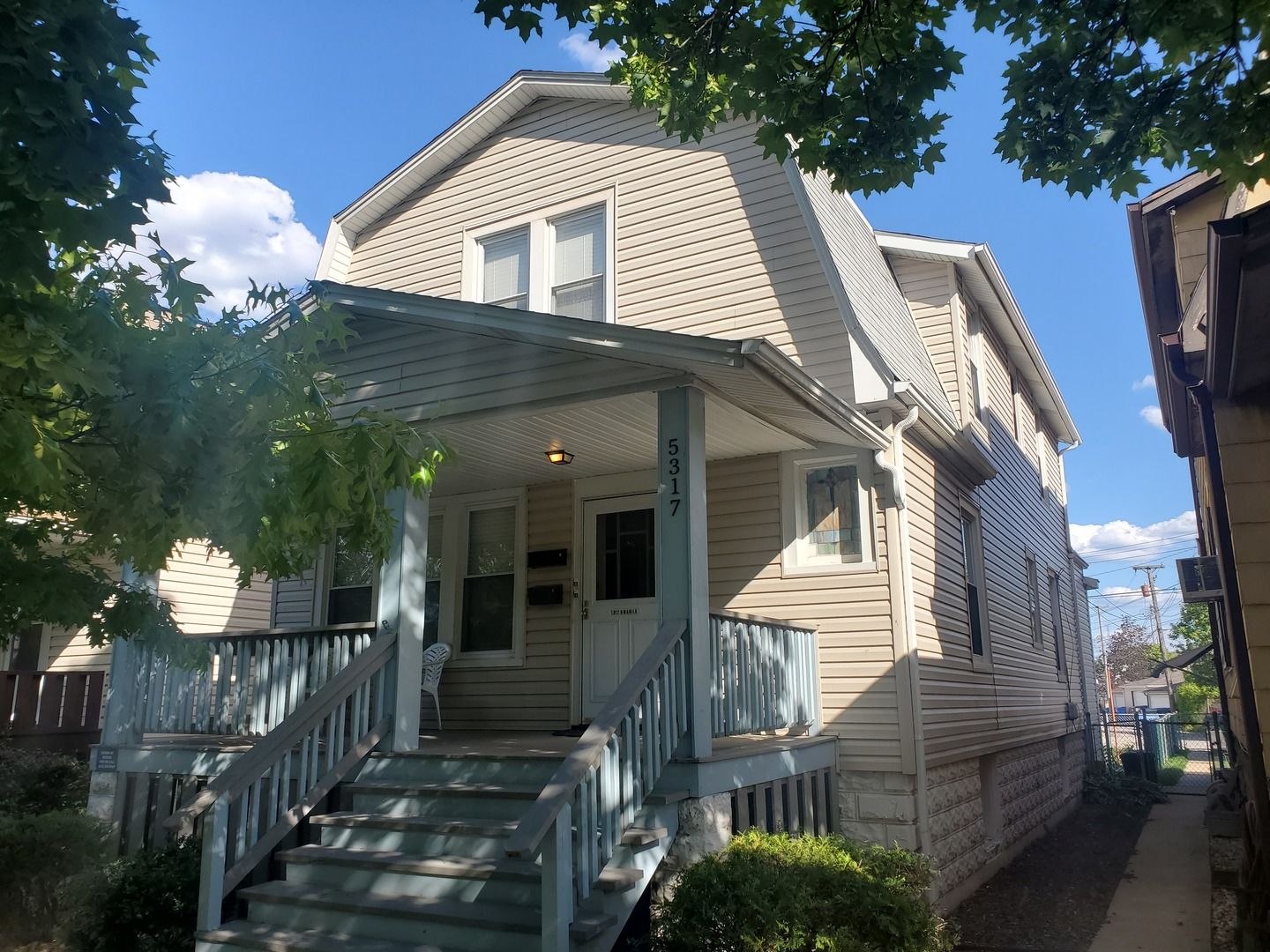 5317 N Manila Avenue #2 — Chicago, IL 60630