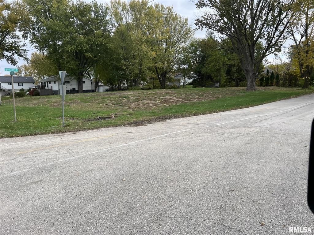 115 8TH Street, Hampton, IL 61256