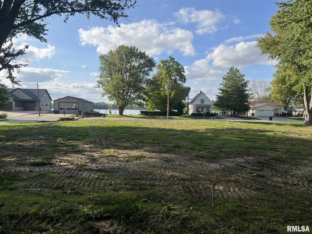 115 8TH Street, Hampton, IL 61256