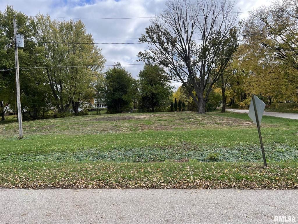 115 8TH Street, Hampton, IL 61256