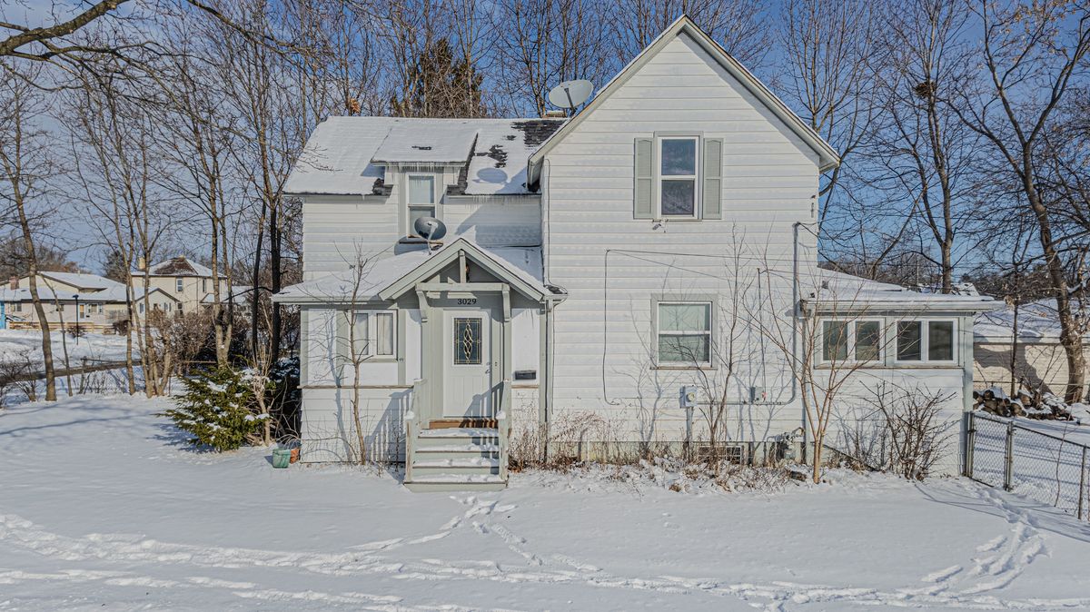 3029 Gilboa Avenue, Zion, IL 60099