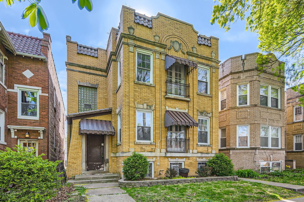 6431 Campbell Avenue, Chicago, IL 60645