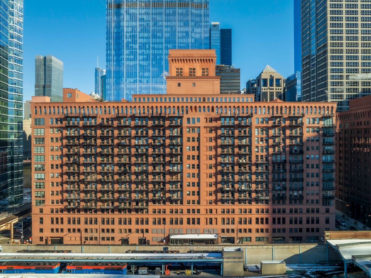 165 Canal Street, Chicago, IL 60606