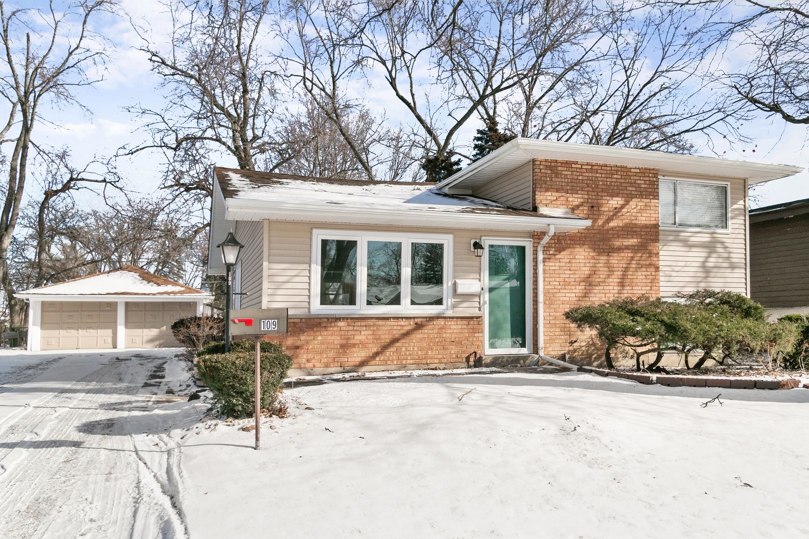 109 Wilson Street — Park Forest, IL 60466