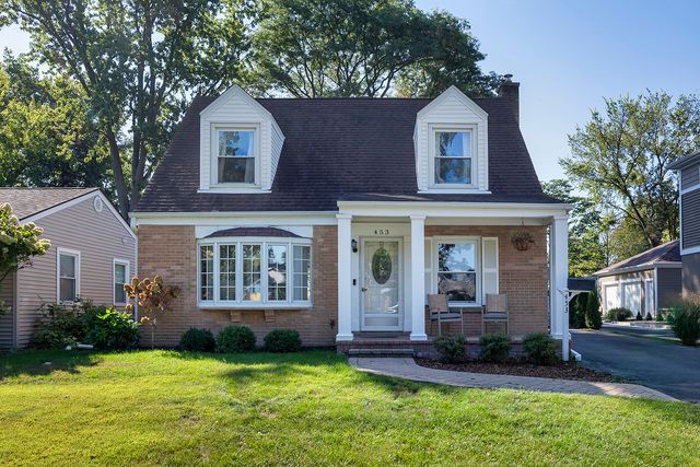 453 Longfellow Avenue, Deerfield, IL 60015