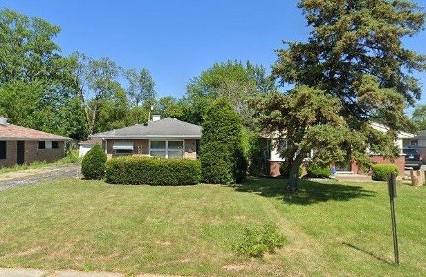 16131 Hermitage Avenue — Markham, IL 60428