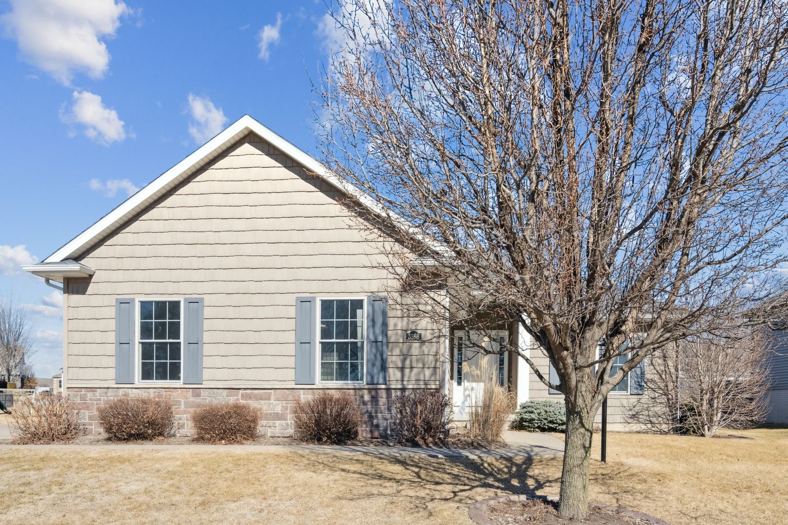 3366 Field Sike Drive — Bettendorf, IA 52722