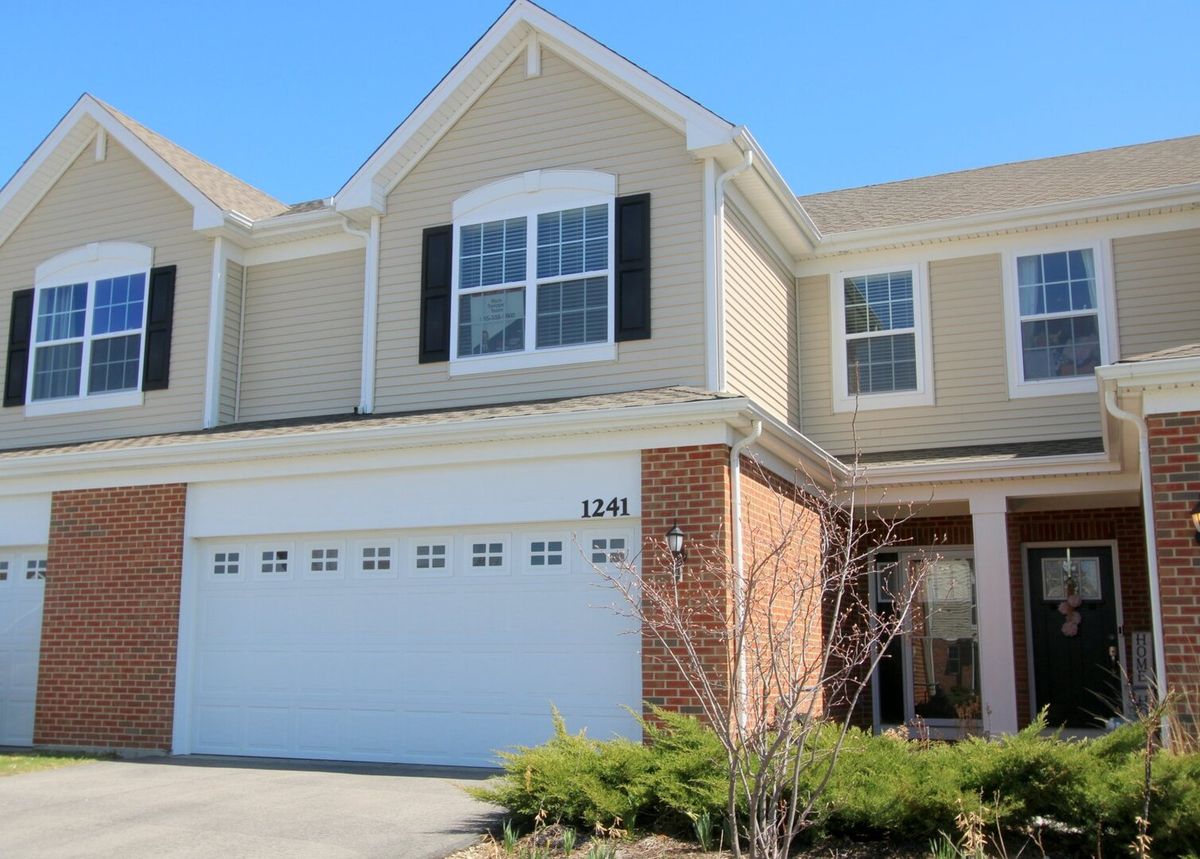 1241 Draper Road, McHenry, IL 60050