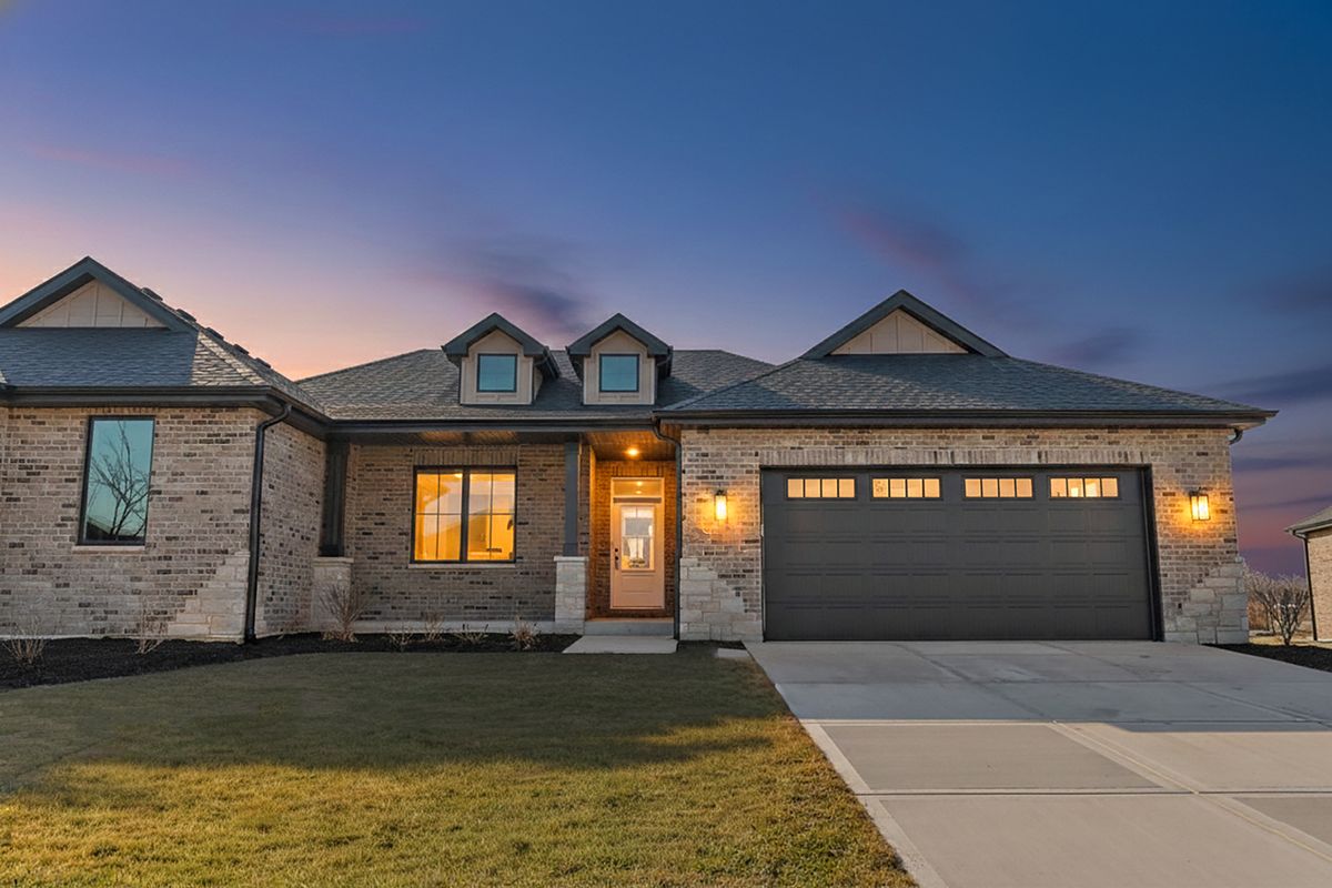 11129 Lizmore Lane, Orland Park, IL 60467