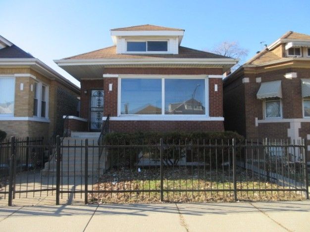 8542 Marshfield Avenue, Chicago, IL 60620
