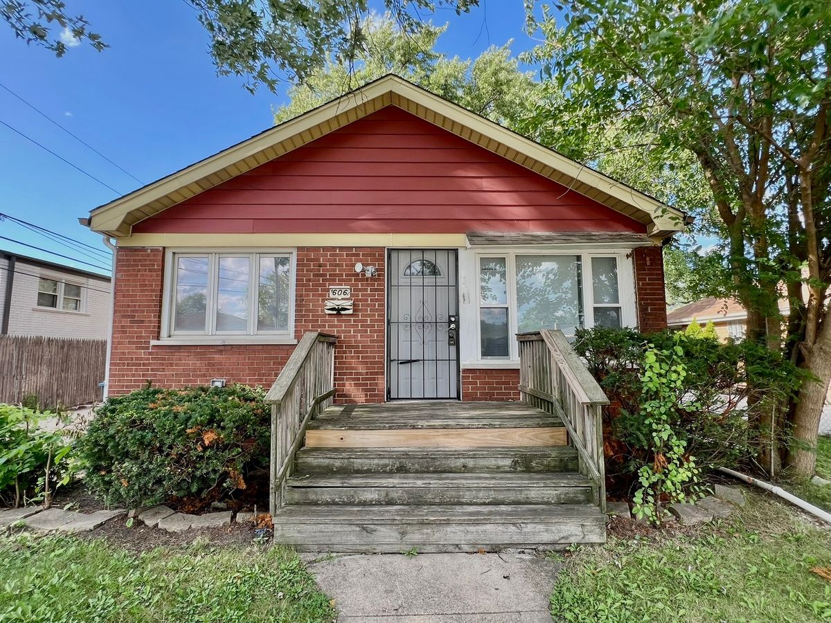 606 164th Place, South Holland, IL 60473