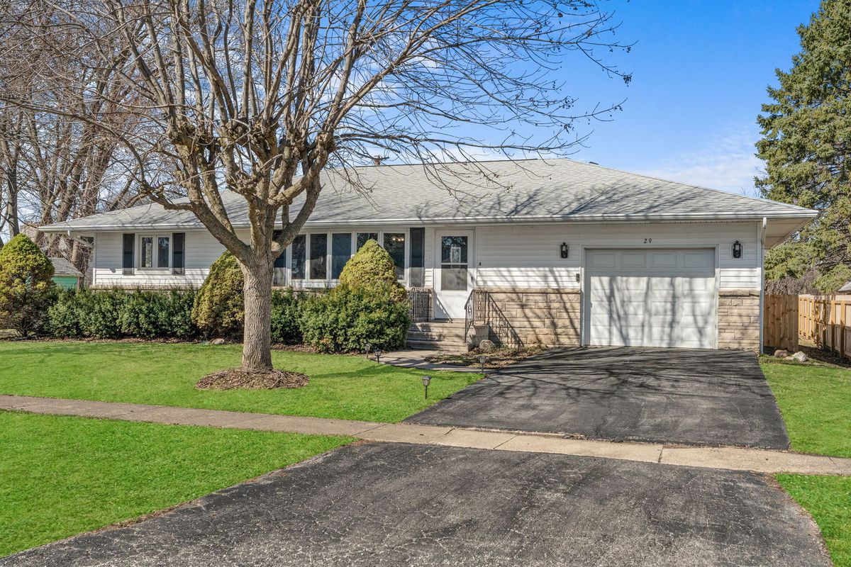 29 Oak Street, Piper City, IL 60959