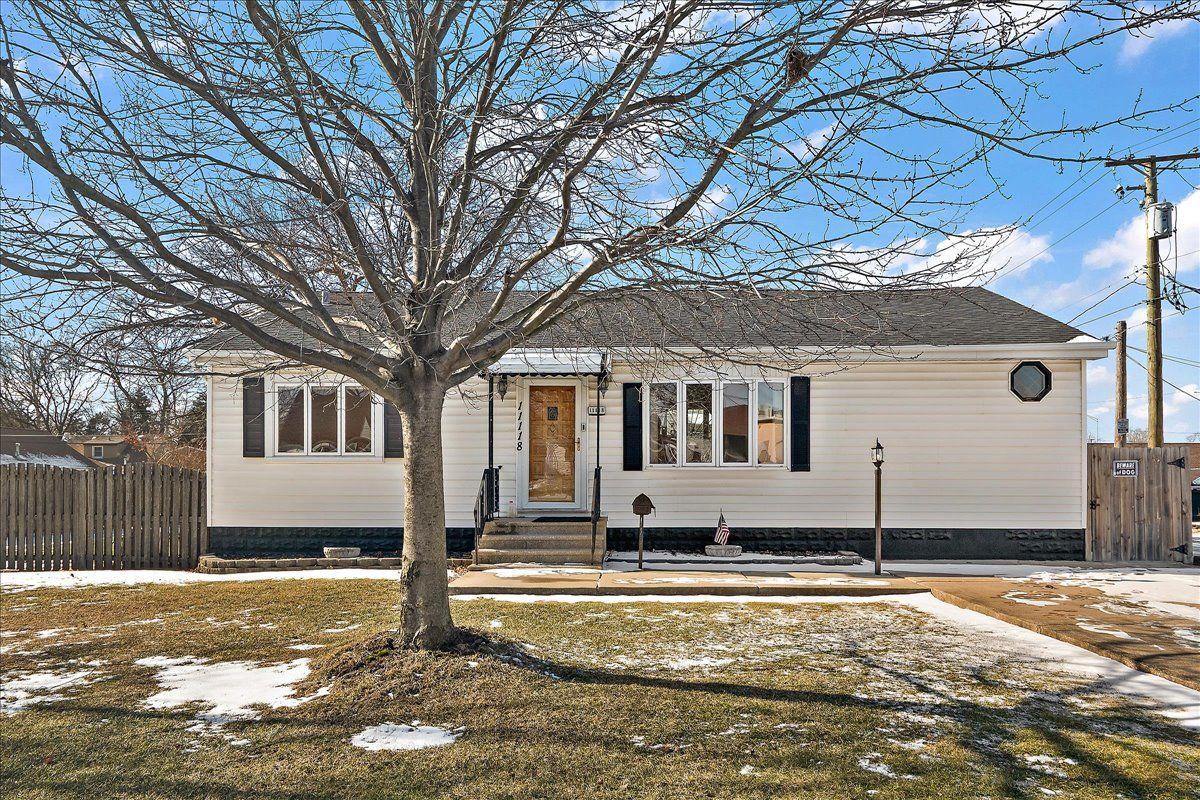 11118 Natoma Avenue, Worth, IL 60482