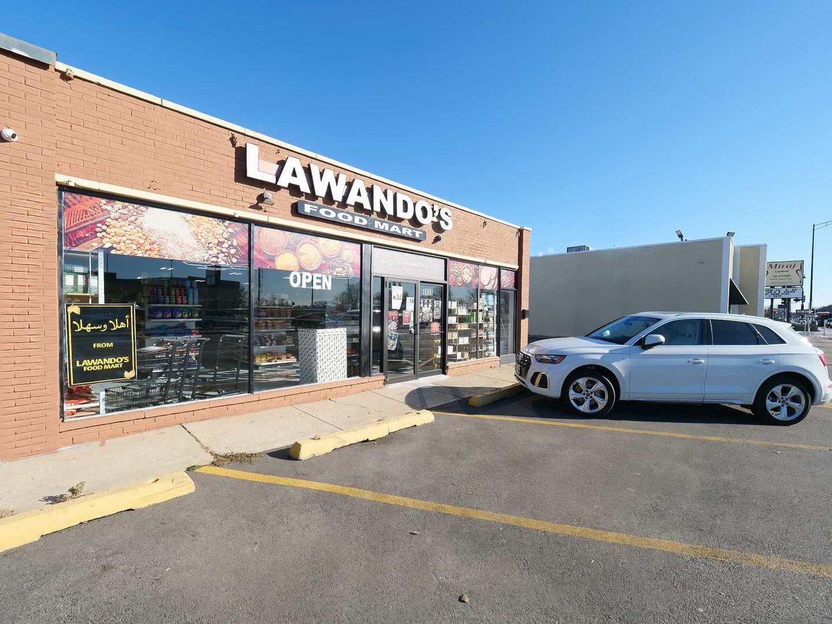 8809 Milwaukee Avenue, Niles, IL 60714