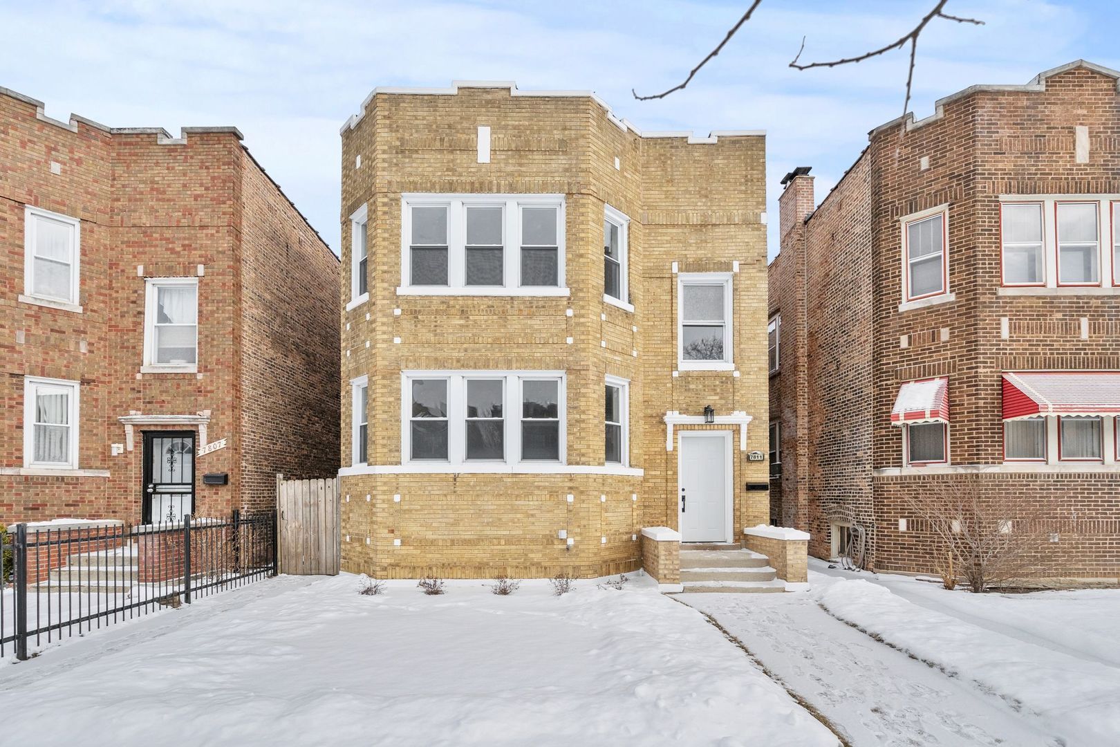 7811 Honore Street — Chicago, IL 60620