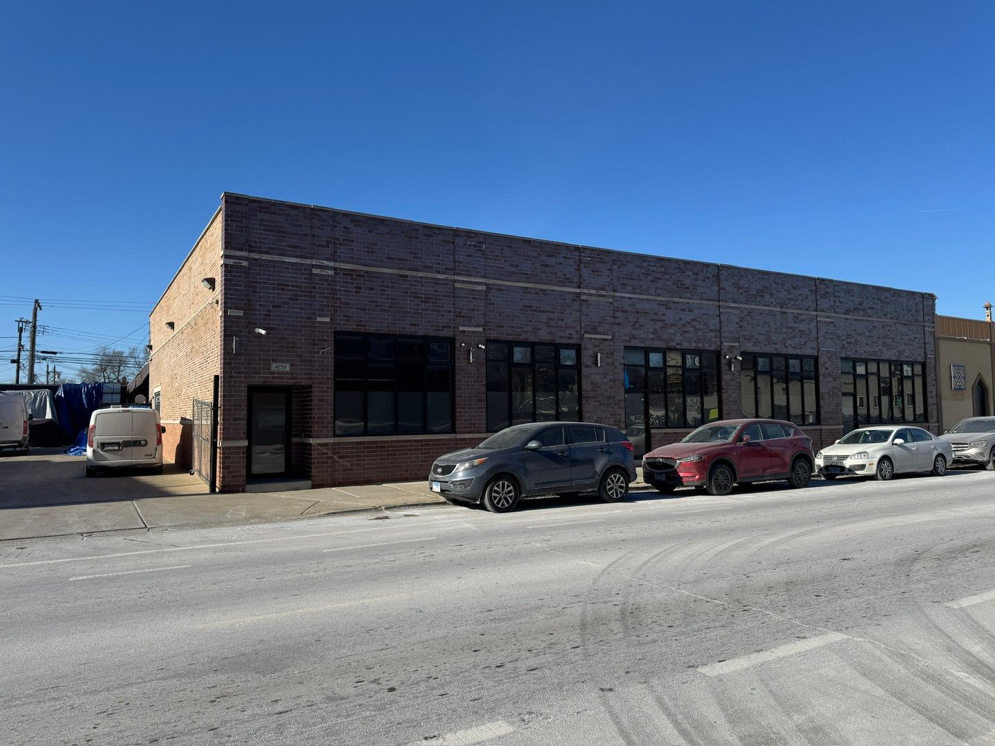 4150 N Kedzie Avenue — Chicago, IL 60618