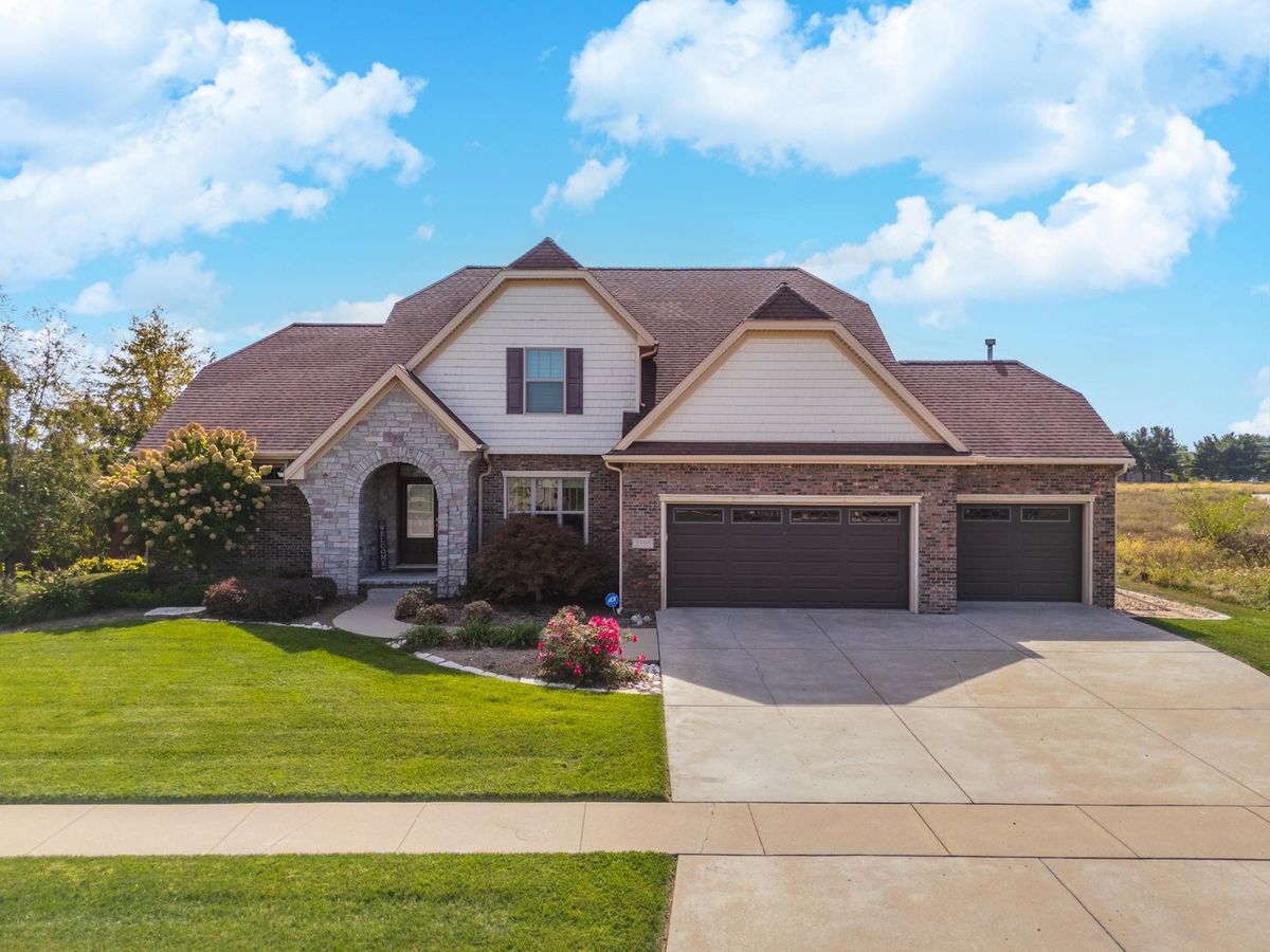 3595 Yellowstone Drive, Normal, IL 61761