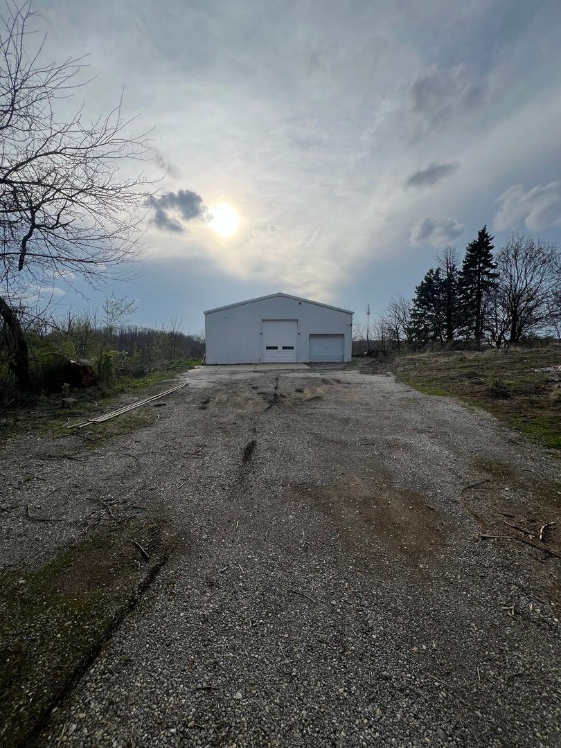 4600 EASTERN Avenue — Davenport, IA 52807