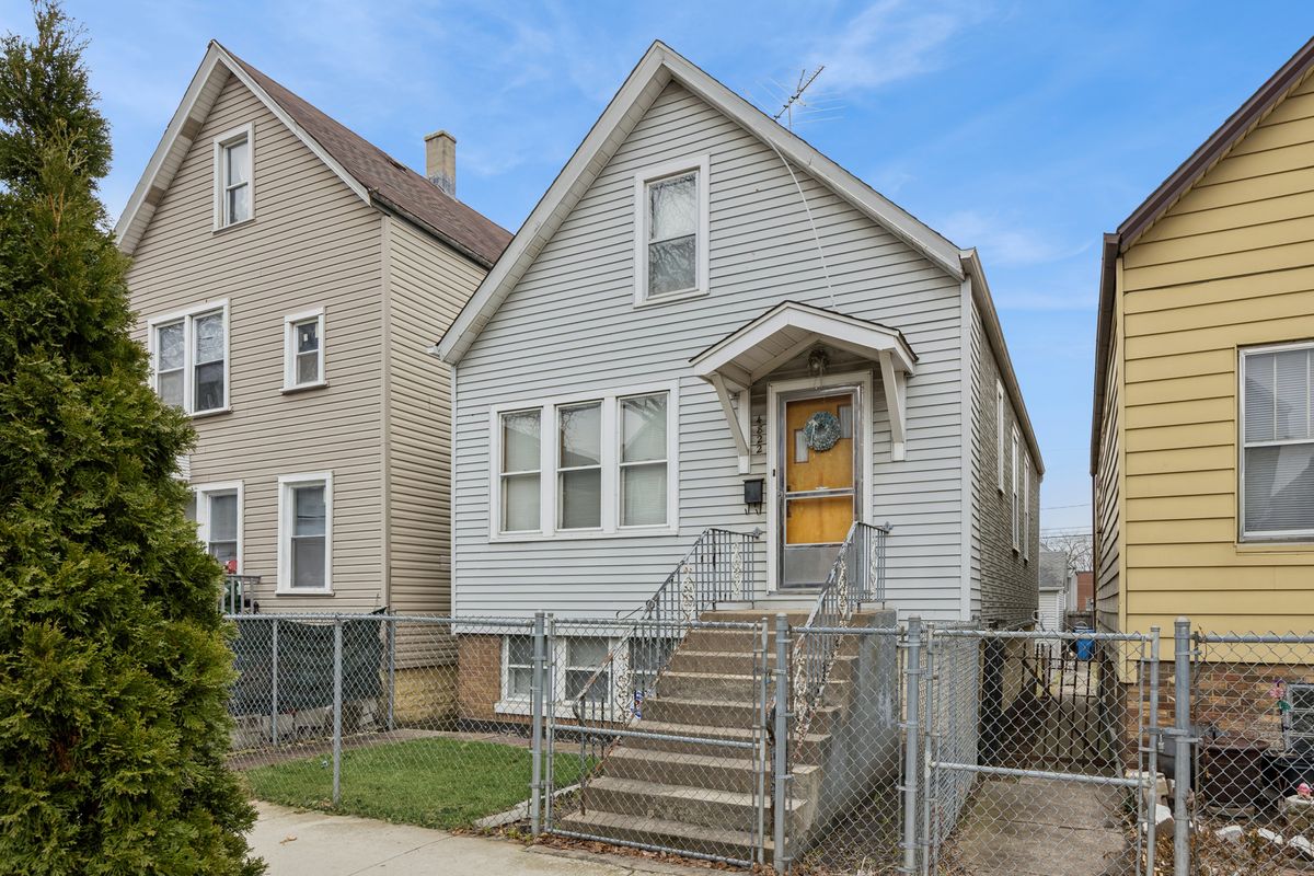 4822 Seeley Avenue, Chicago, IL 60609