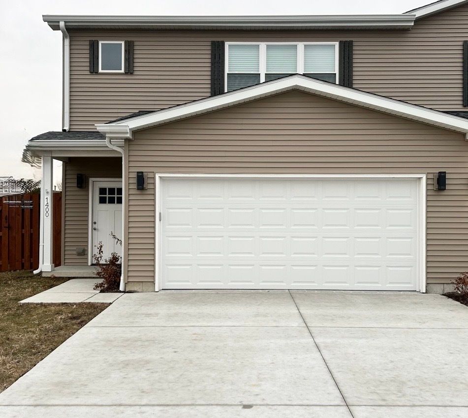 1400 8th Street, Harvard, IL 60033