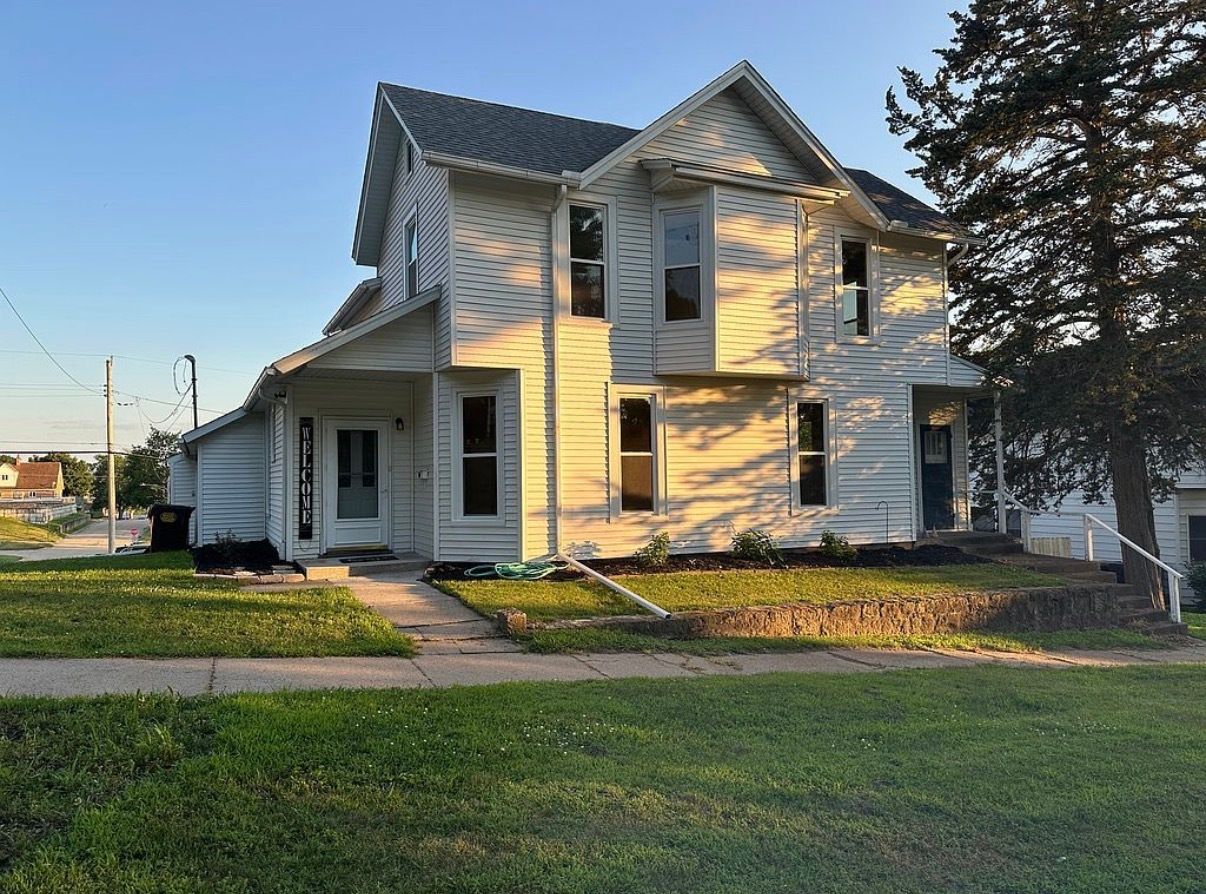 616 10th Avenue — Fulton, IL 61252