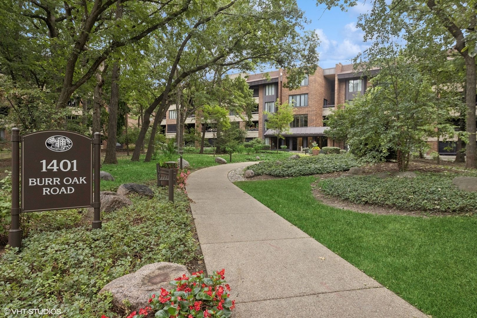 1401 Burr Oak Road #105B — Hinsdale, IL 60521