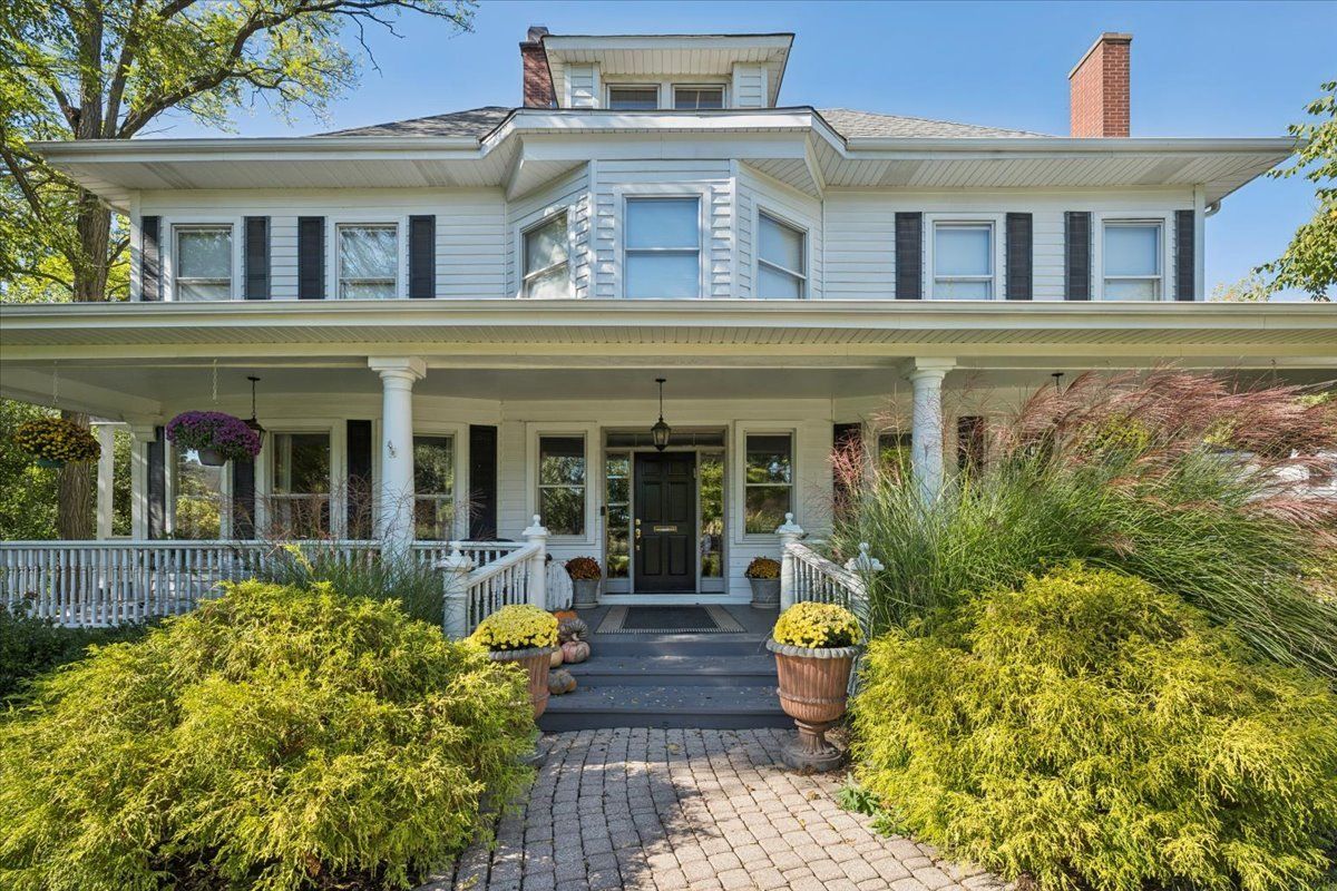 1418 Western Avenue — Flossmoor, IL 60422