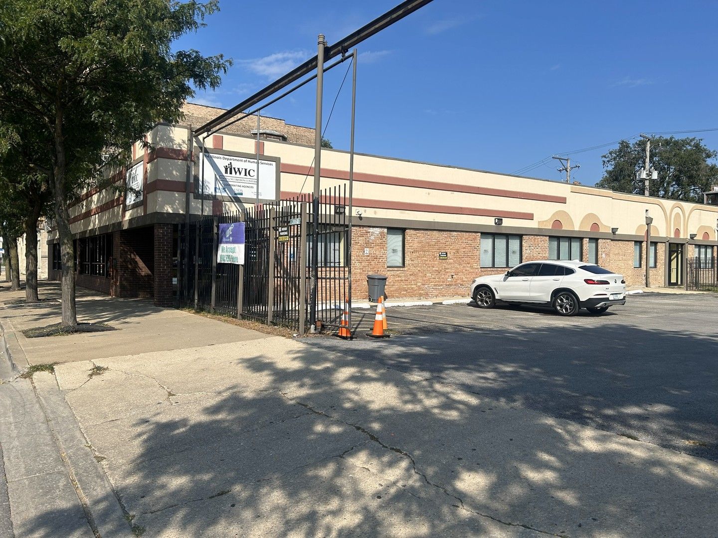 418 E 43rd Street — Chicago, IL 60653