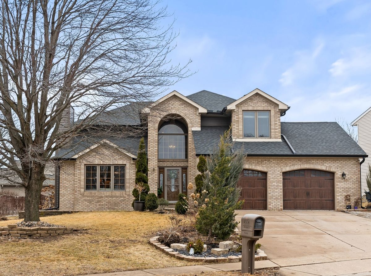 4304 Regency Place, Davenport, IA 52806