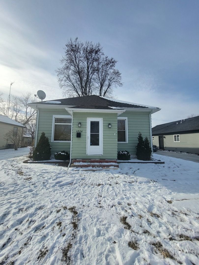1224 Grant Street — Morris, IL 60450
