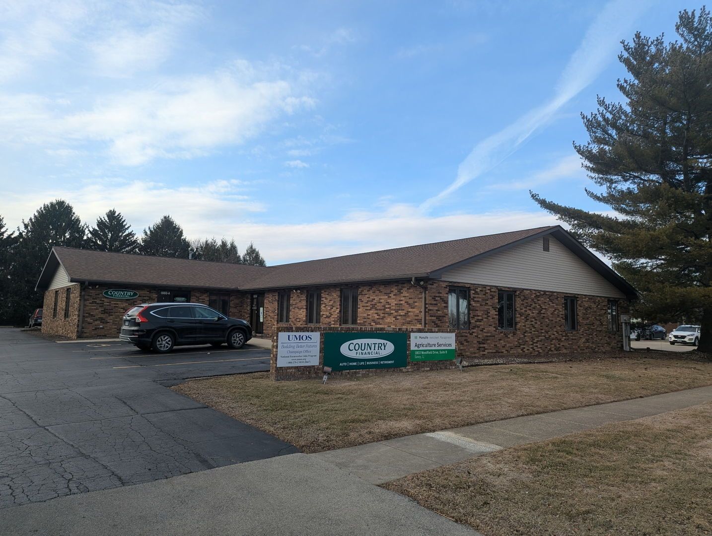 1803 Woodfield Drive #B — Savoy, IL 61874