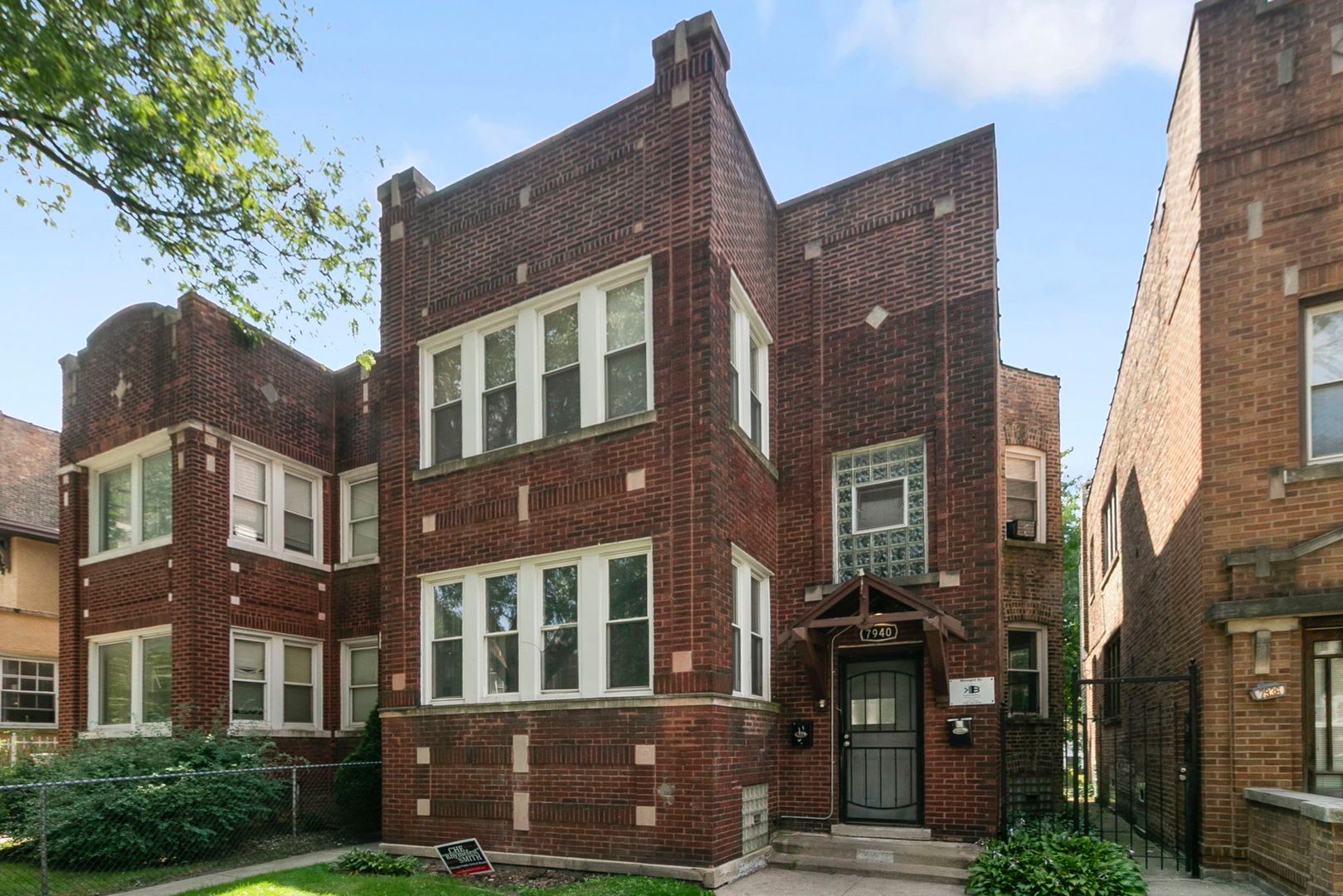 7940 S Evans Avenue — Chicago, IL 60619