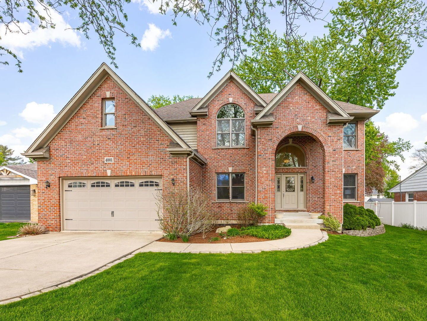 4001 Washington Street — Downers Grove, IL 60515