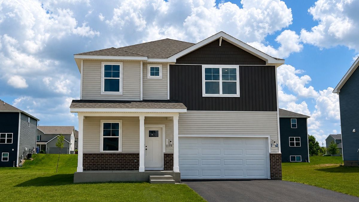 975 SAPPHIRE Lane — Montgomery, IL 60538
