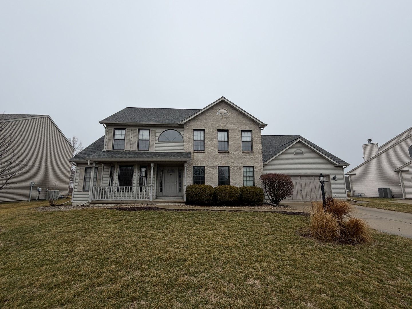 2904 River Oak Drive — Champaign, IL 61822