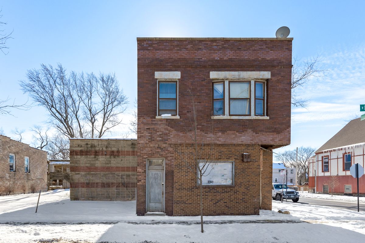 1457 W Marquette Road — Chicago, IL 60636