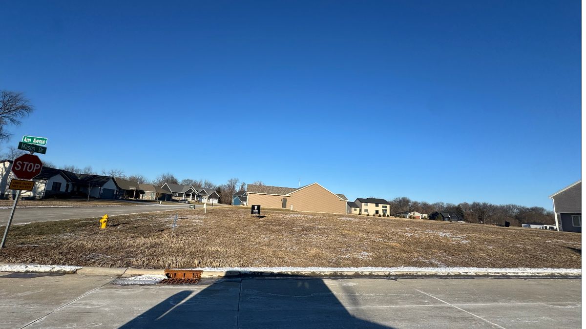 347 Mason Drive, Riverdale, IA 52722