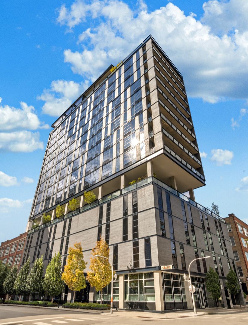 400 W Huron Street #1001 — Chicago, IL 60654