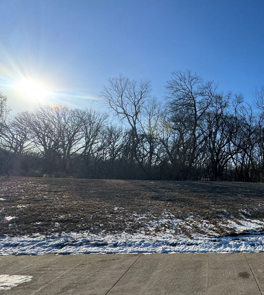 296 Mason Drive — Riverdale, IA 52722