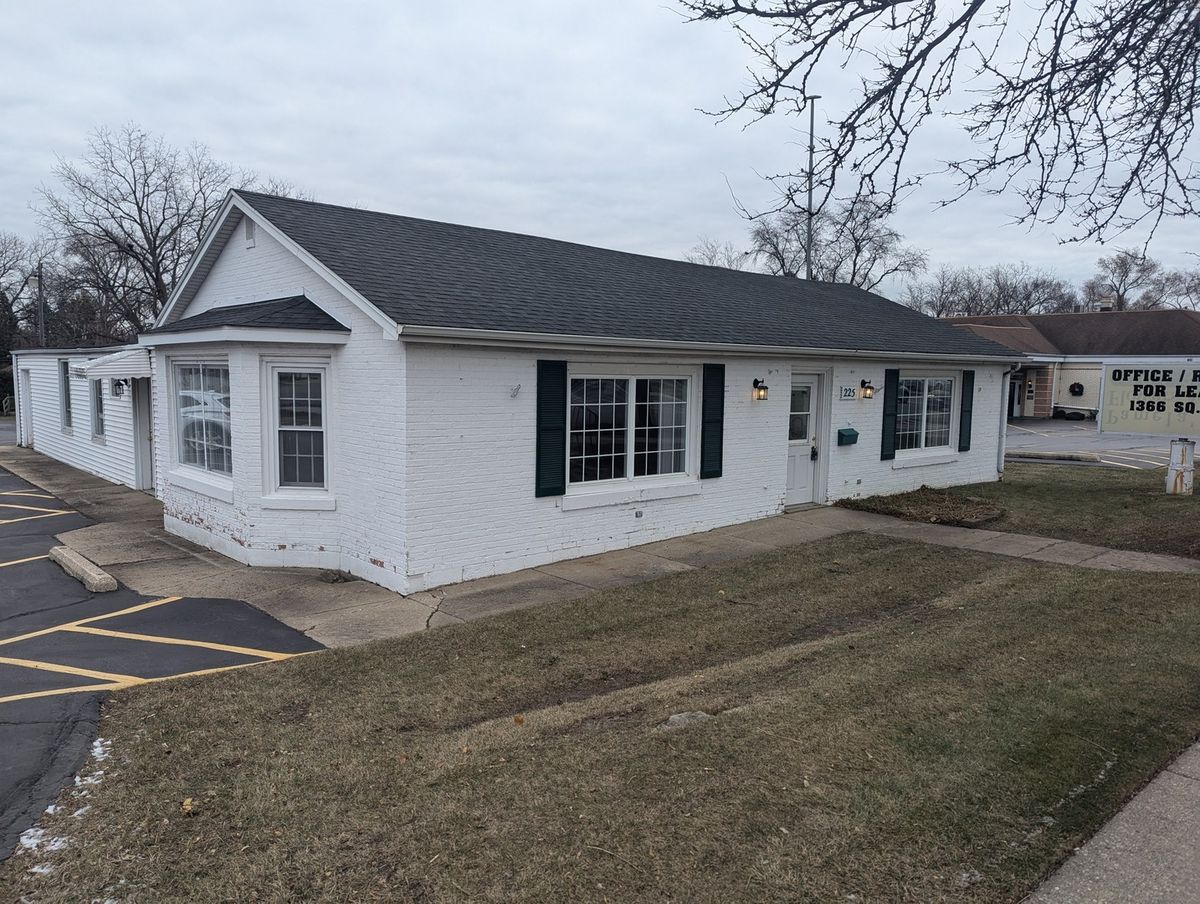 225 NORTHWEST Highway, Palatine, IL 60067