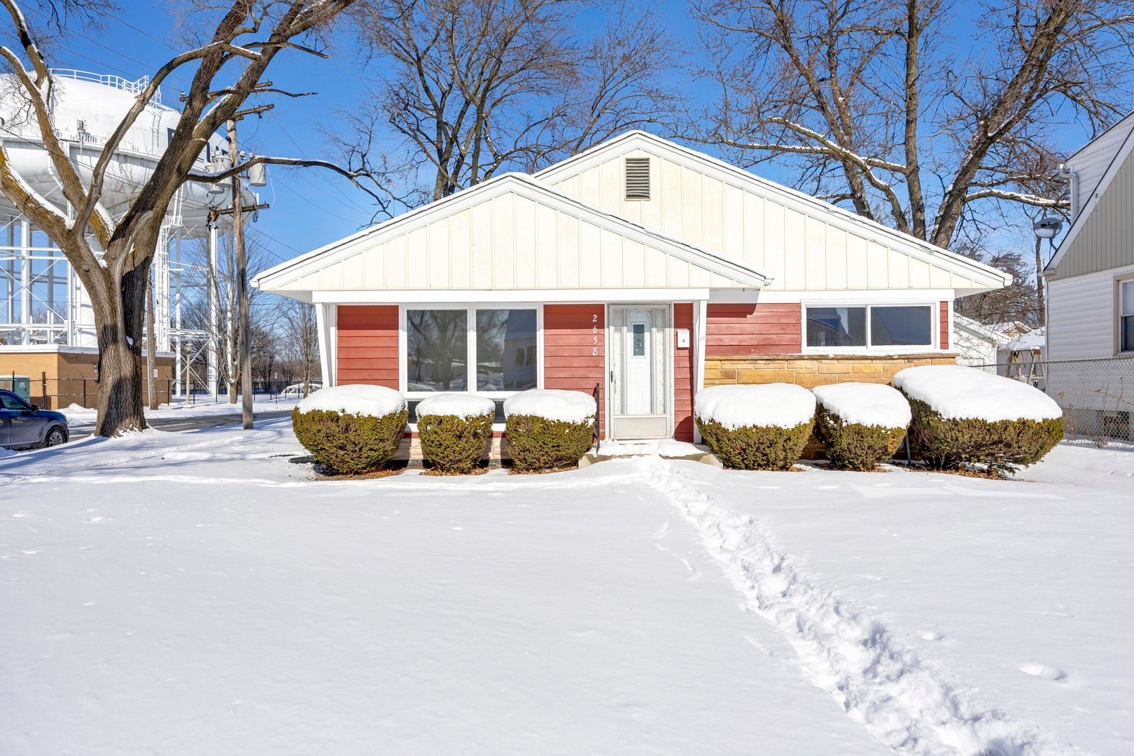 2658 122nd Street — Blue Island, IL 60406
