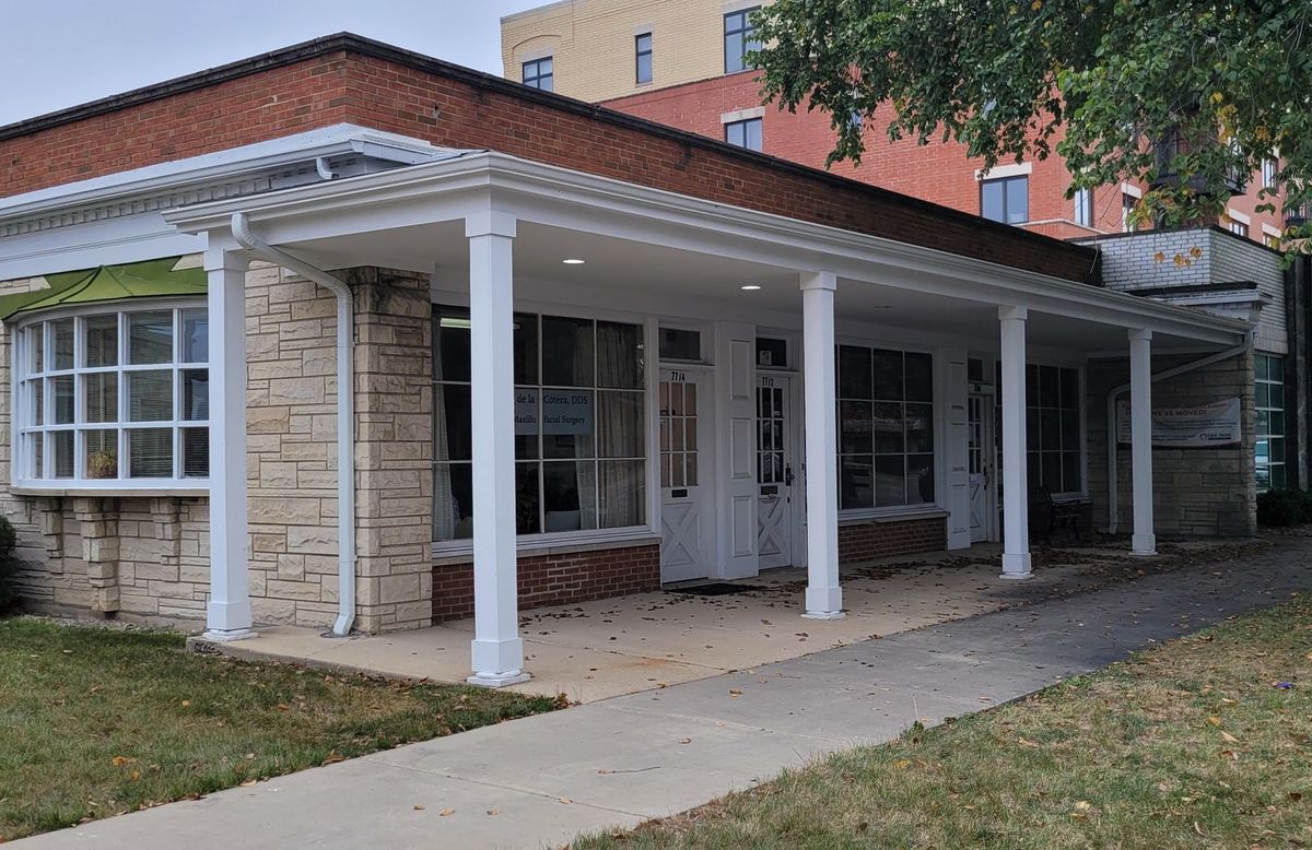 7714 North Avenue, Elmwood Park, IL 60707