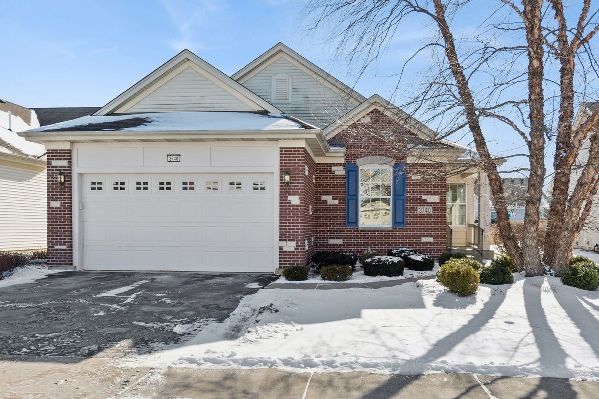 3740 Idlewild Lane, Naperville, IL 60564