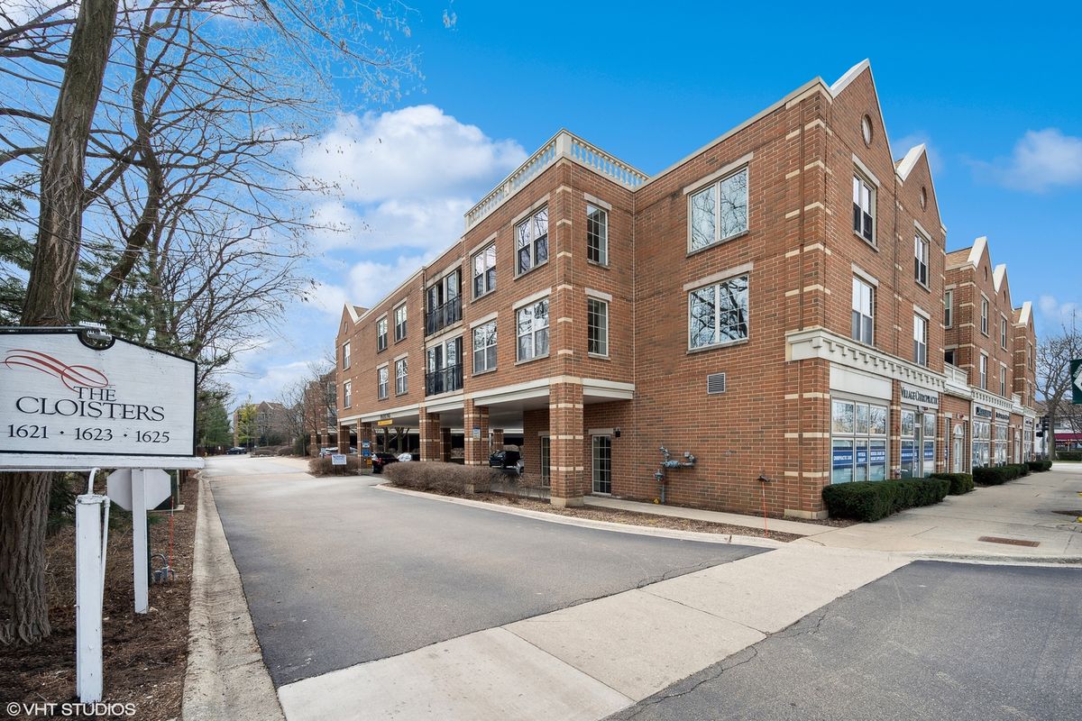 1621 Glenview Road, Glenview, IL 60025